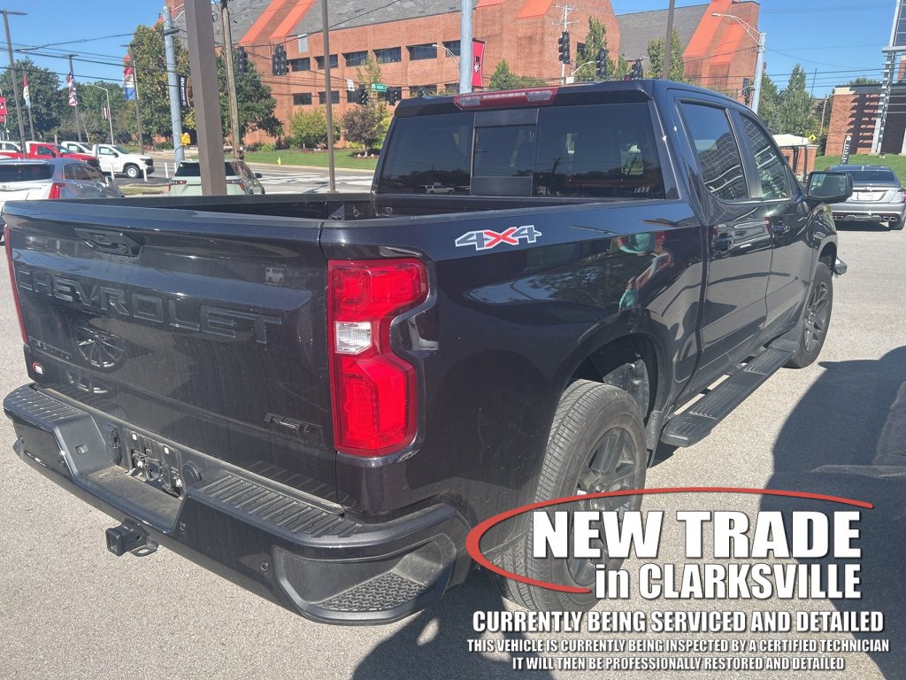 2024 Chevrolet Silverado 1500 RST photo 3