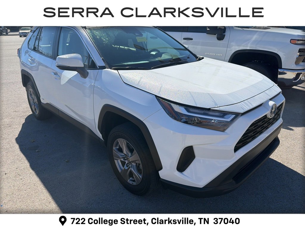 2024 Toyota RAV4 Hybrid XLE photo 2
