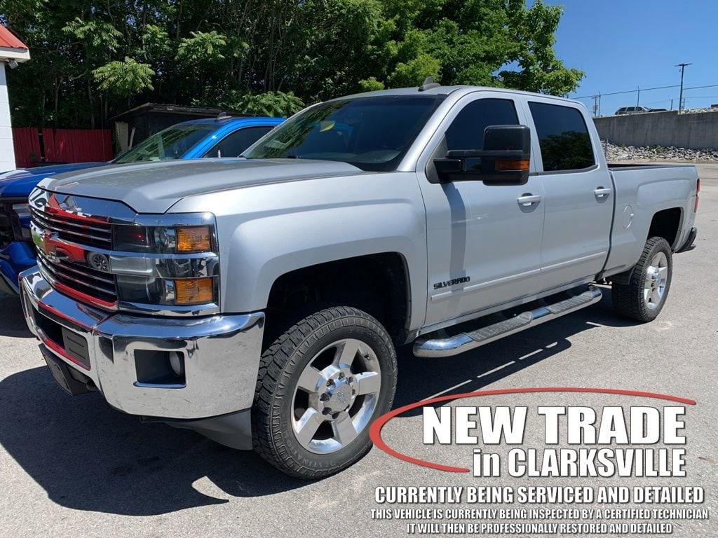 2017 Chevrolet Silverado HD LT Crew Cab Standard Box's photo