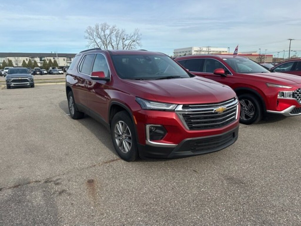 Used 2023 Chevrolet Traverse LT Leather SUV