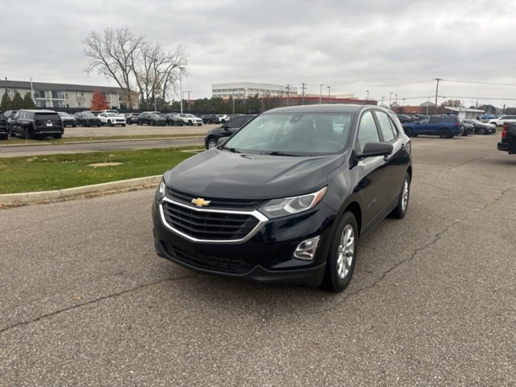 Used 2020 Chevrolet Equinox LS SUV