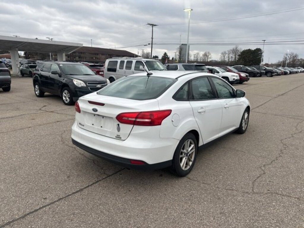 Used 2017 Ford Focus SE