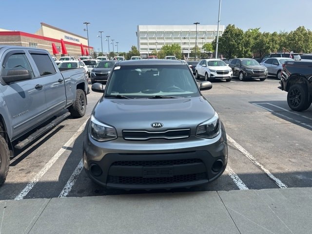 Used 2017 Kia Soul Base with VIN KNDJN2A21H7466914 for sale in Southfield, MI