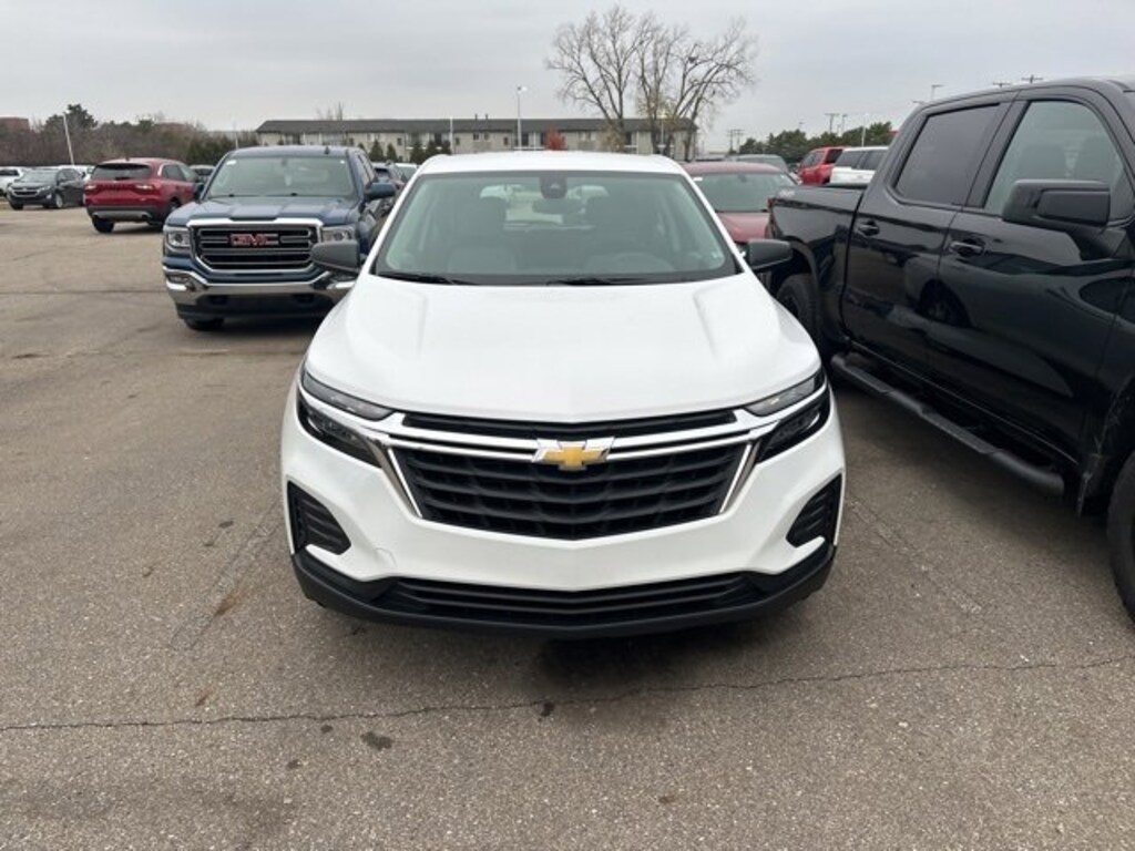 Used 2024 Chevrolet Equinox LS SUV