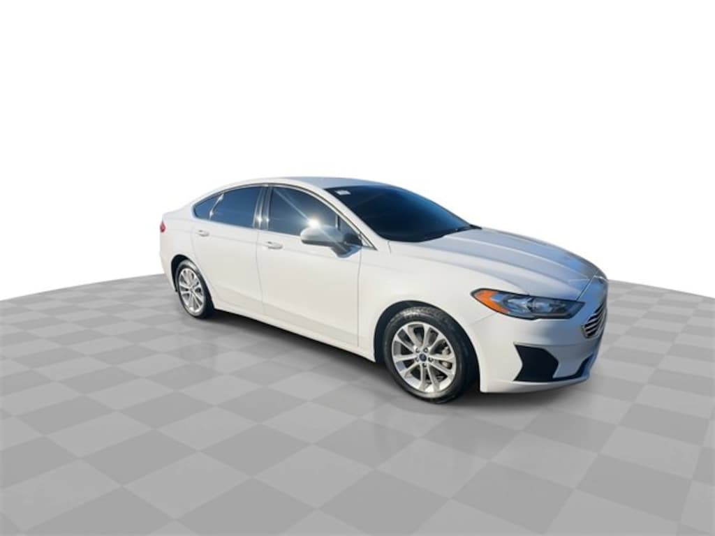 Used 2020 Ford Fusion SE Sedan
