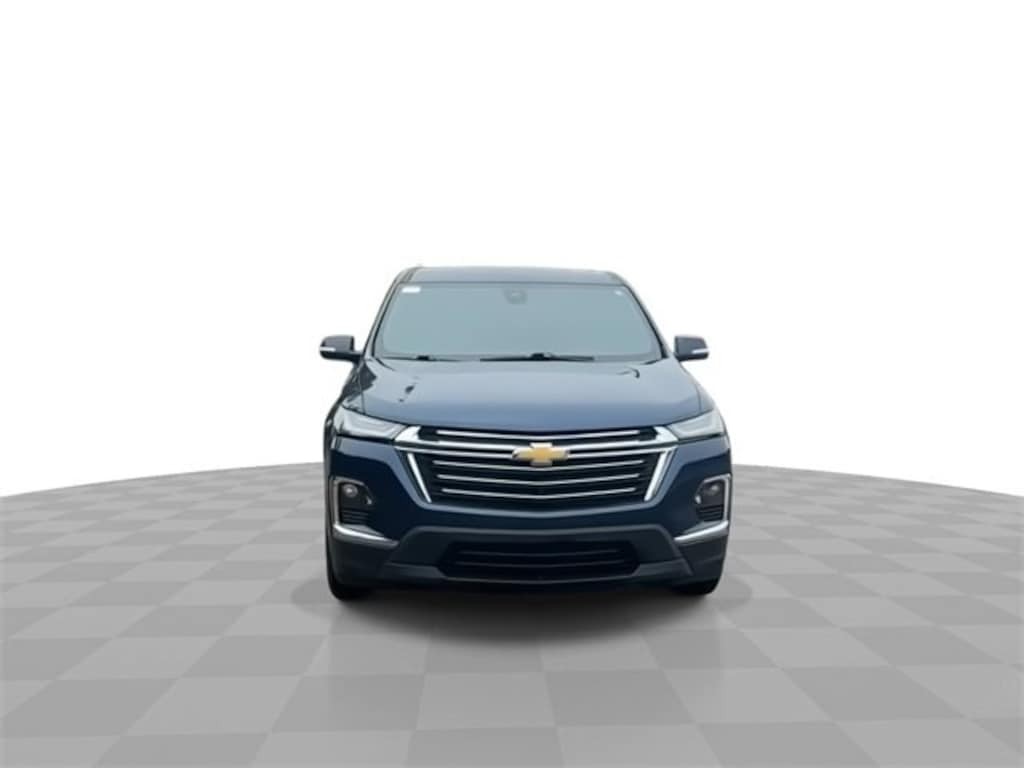 Used 2022 Chevrolet Traverse LT Cloth SUV