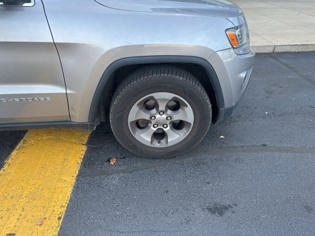 Used 2014 Jeep Grand Cherokee Laredo SUV