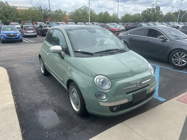 Used 2015 FIAT 500 Lounge with VIN 3C3CFFCR3FT558935 for sale in Southfield, MI