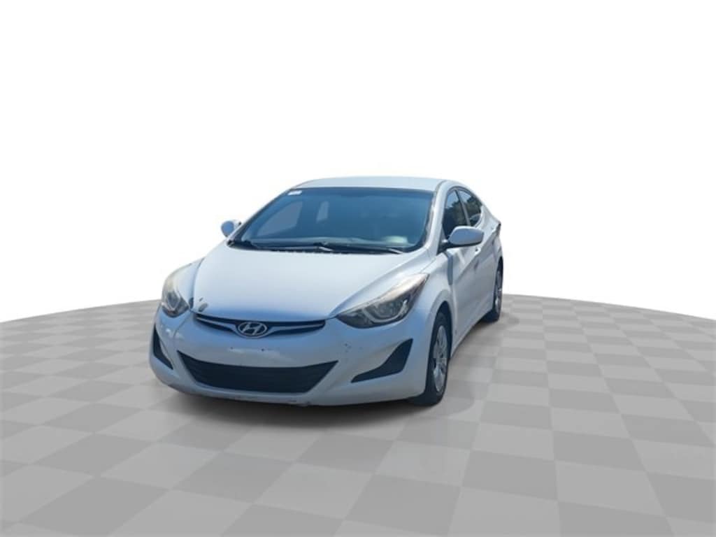 Used 2016 Hyundai Elantra SE Sedan