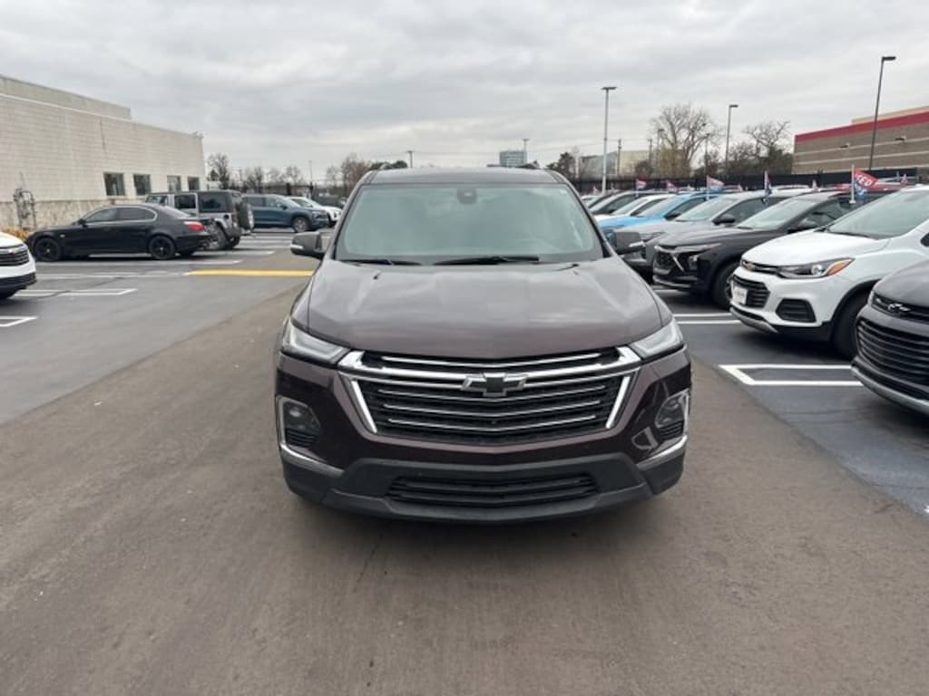Used 2023 Chevrolet Traverse LT Cloth SUV