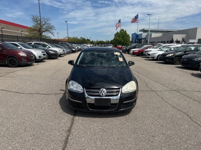 Used 2010 Volkswagen Jetta SE with VIN 3VWRZ7AJ3AM008117 for sale in Southfield, MI