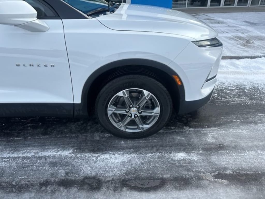 Used 2023 Chevrolet Blazer 2LT SUV
