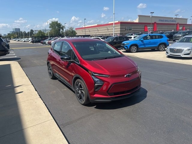 Used 2023 Chevrolet Bolt EV 2LT with VIN 1G1FX6S09P4167491 for sale in Southfield, MI