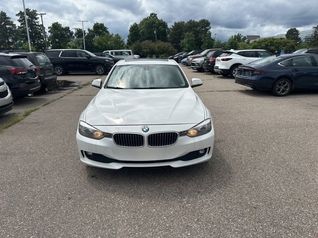 Used 2014 BMW 3 Series 320i with VIN WBA3C3G53ENS69088 for sale in Southfield, MI