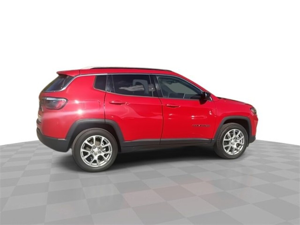 Used 2023 Jeep Compass Latitude Lux FWD SUV