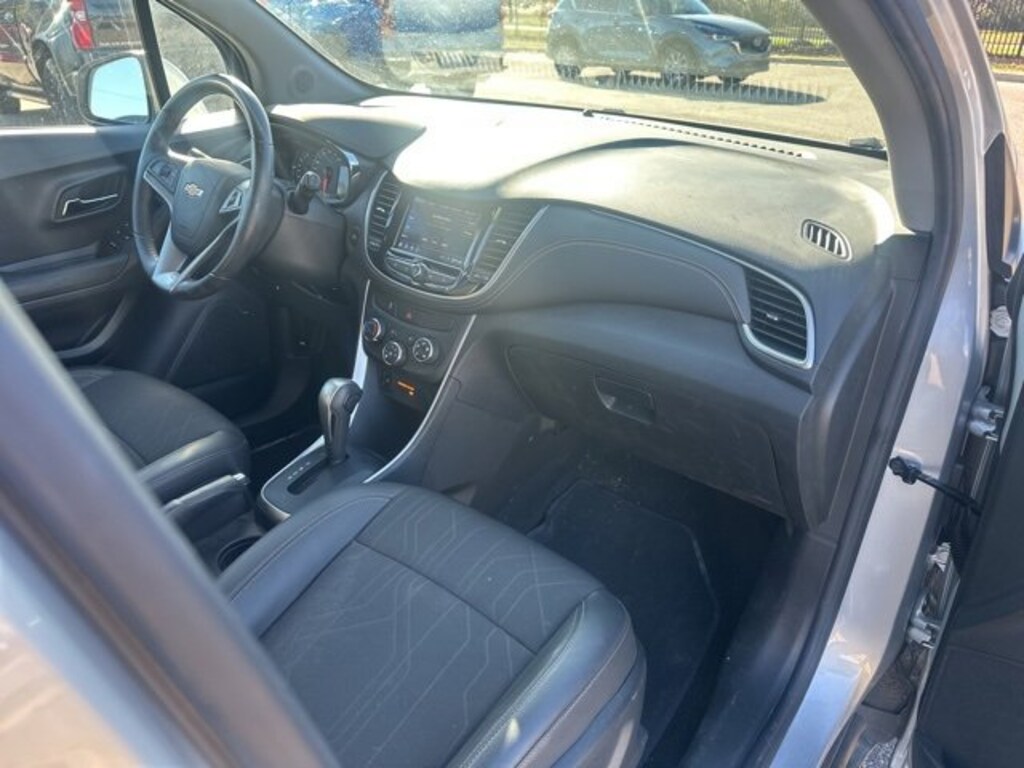 Used 2022 Chevrolet Trax LT SUV