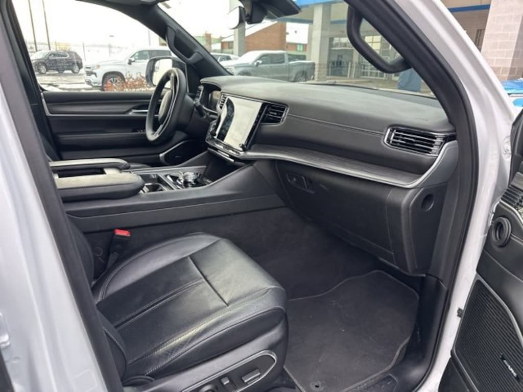 Used 2023 Jeep Wagoneer Series II