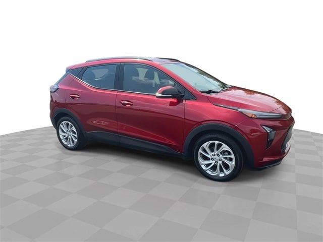Used 2023 Chevrolet Bolt EUV LT with VIN 1G1FY6S05P4122092 for sale in Southfield, MI