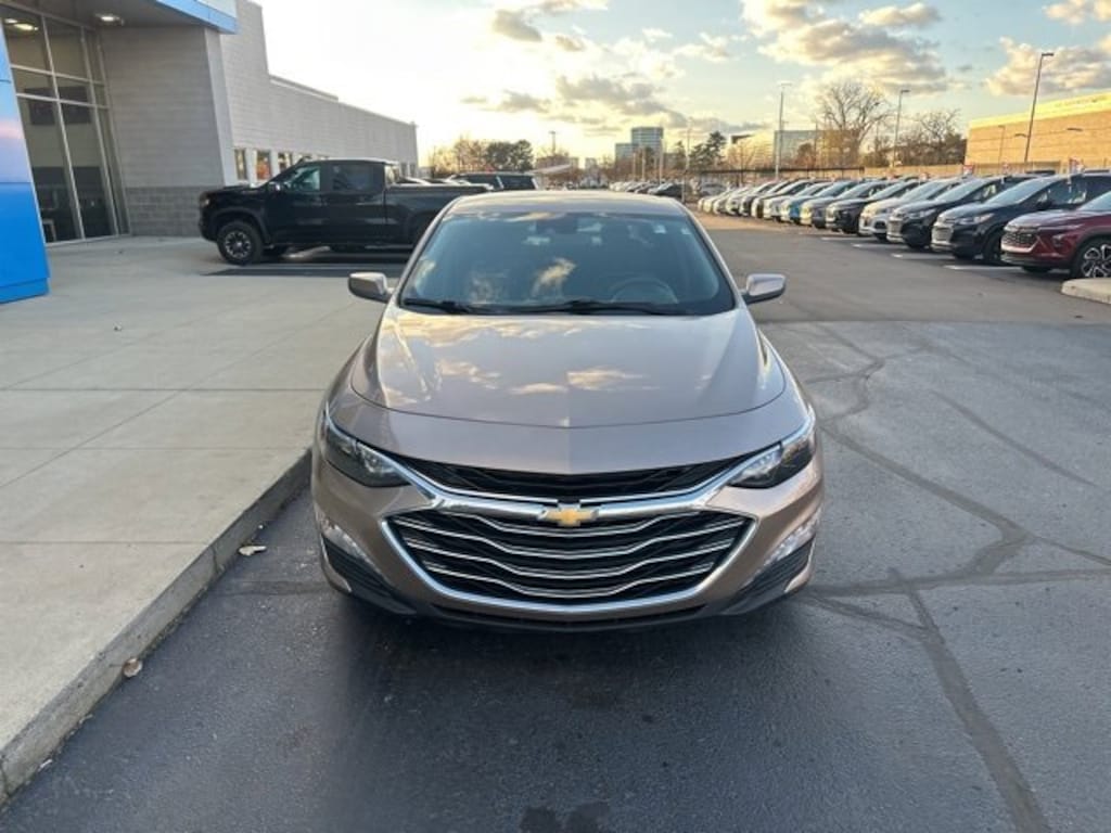 Used 2019 Chevrolet Malibu LT Car