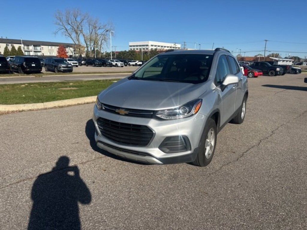 Used 2022 Chevrolet Trax LT SUV