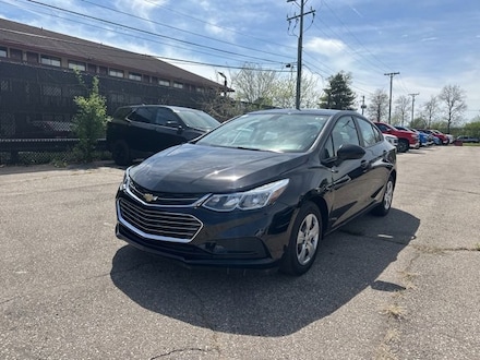 2018 Chevrolet Cruze LS Car