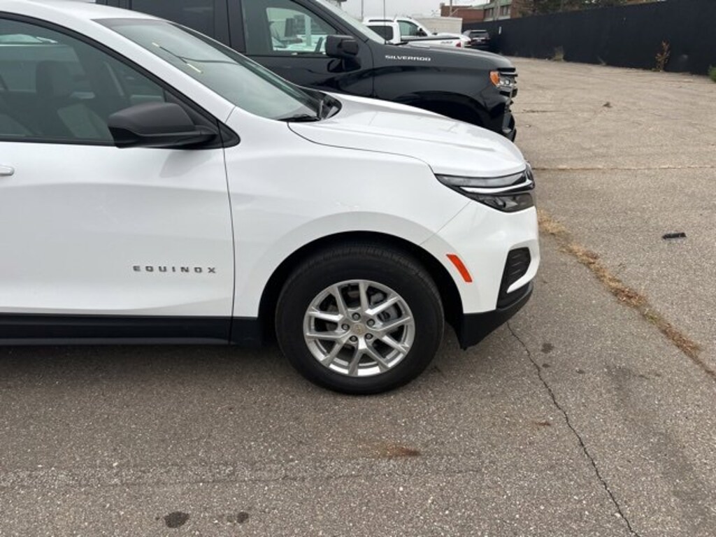 Used 2024 Chevrolet Equinox LS SUV