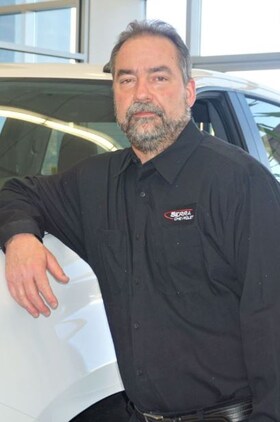 Staff member Randal Sedmak from e6603c3e8f43