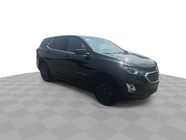 Used 2020 Chevrolet Equinox LT with VIN 2GNAXJEV9L6235185 for sale in Southfield, MI