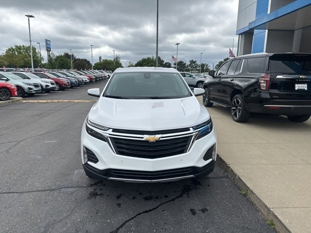 Used 2022 Chevrolet Equinox LT with VIN 3GNAXKEV2NL168191 for sale in Southfield, MI