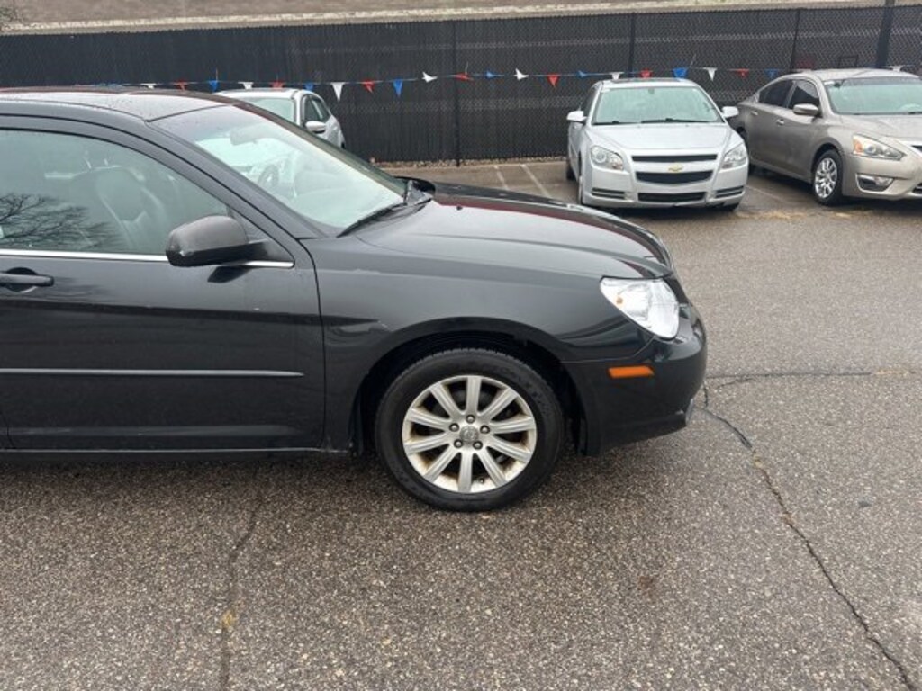 Used 2010 Chrysler Sebring Limited Sedan