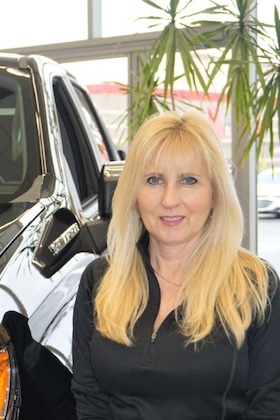 Staff member Michelle Urbanczyk from 19bd528dfc2d