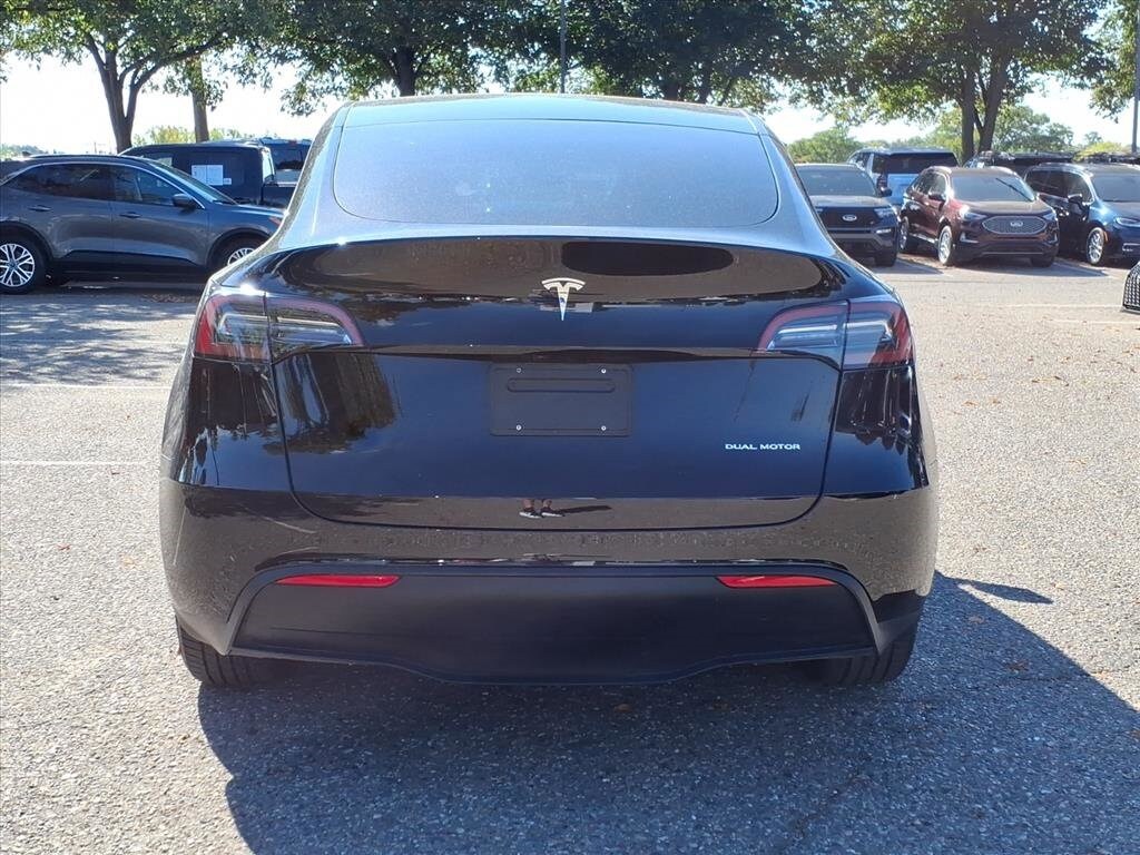2023 Tesla Model Y Long Range photo 4