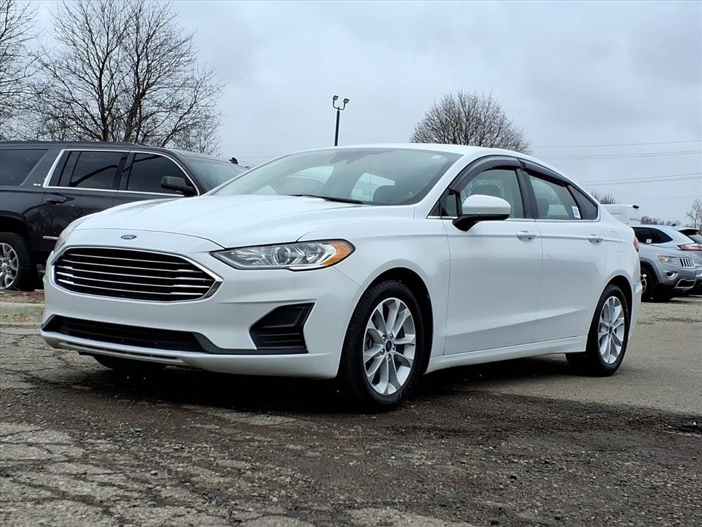 2020 Ford Fusion SE