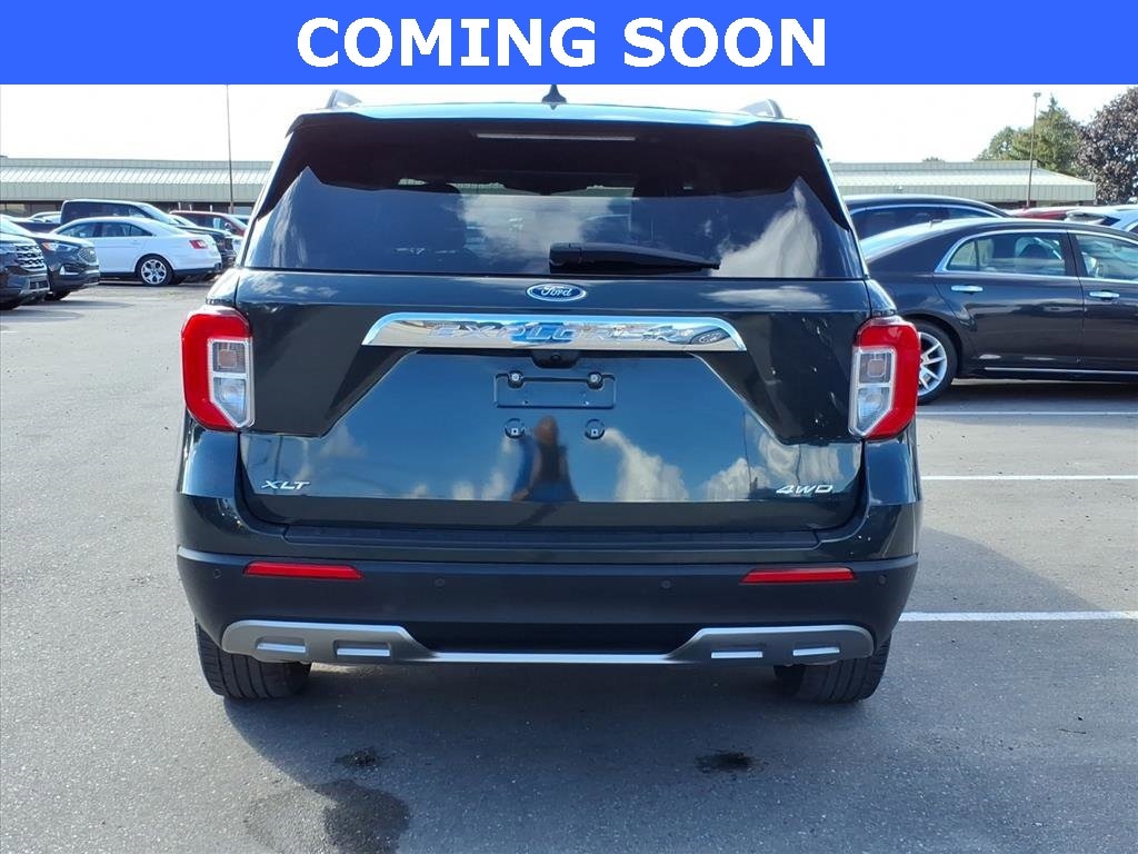 2023 Ford Explorer XLT photo 3