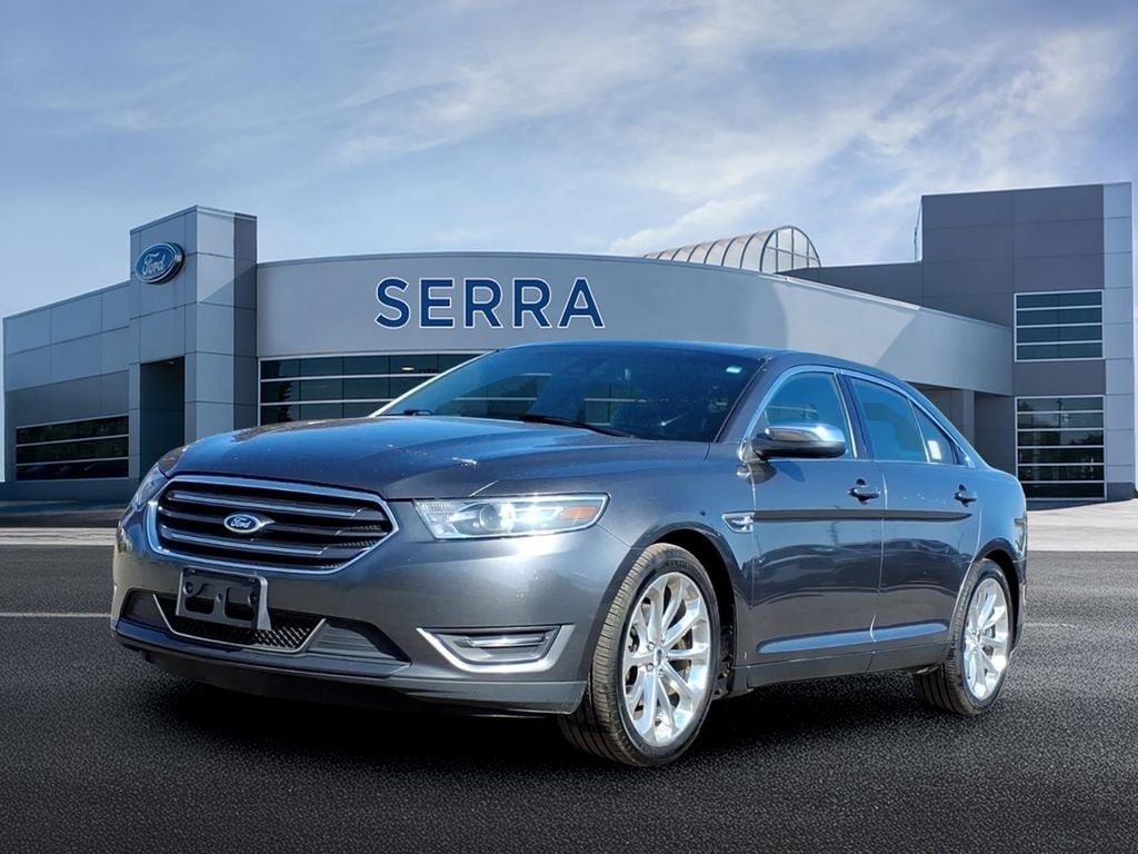 2015 Ford Taurus Limited FWD's photo