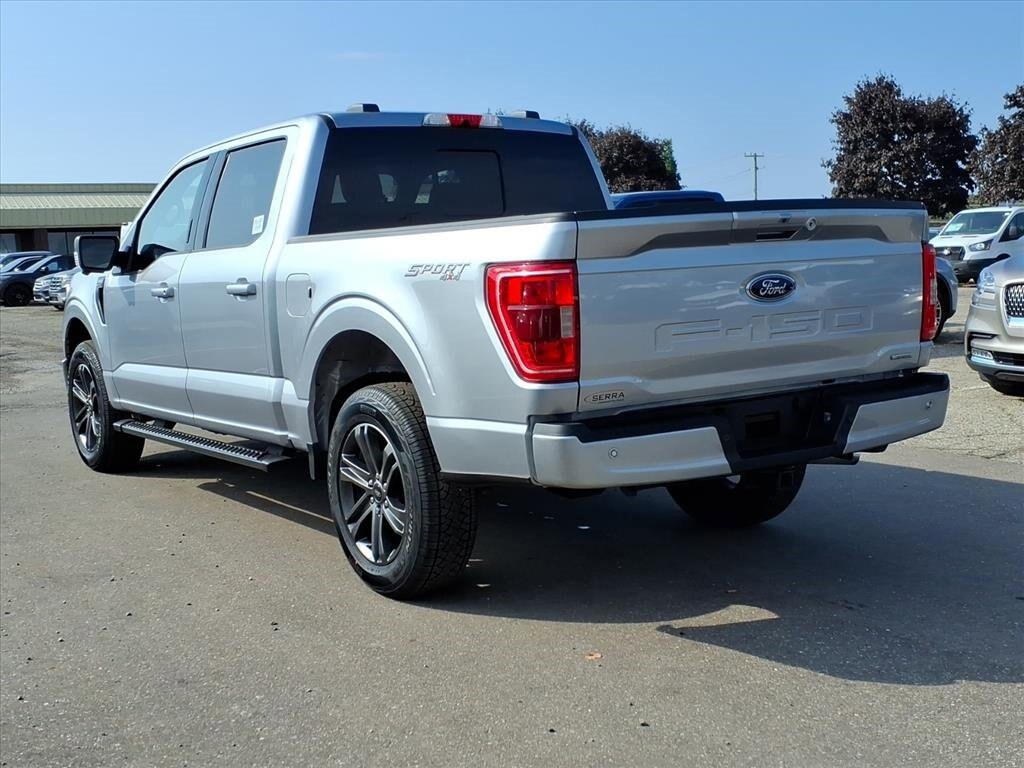 2022 Ford F-150 XLT photo 3