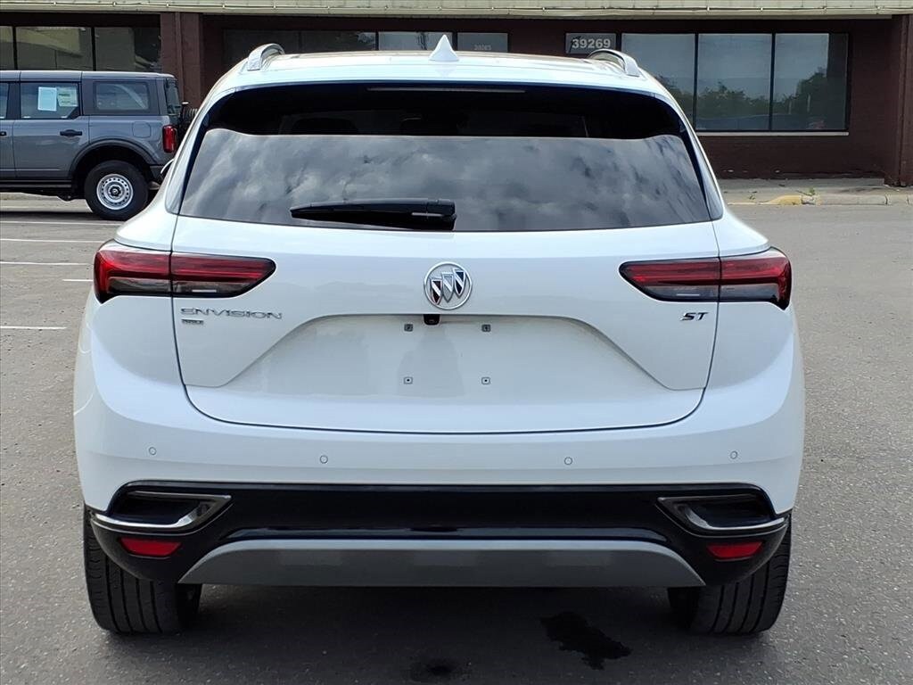2021 Buick Envision Essence photo 4