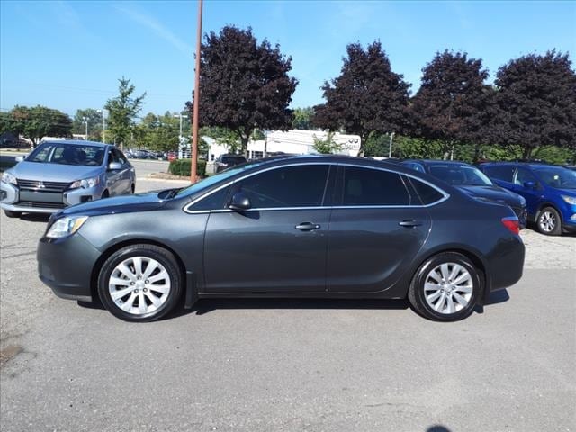 Used 2016 Buick Verano 1SD with VIN 1G4PP5SK3G4154710 for sale in Farmington, MI