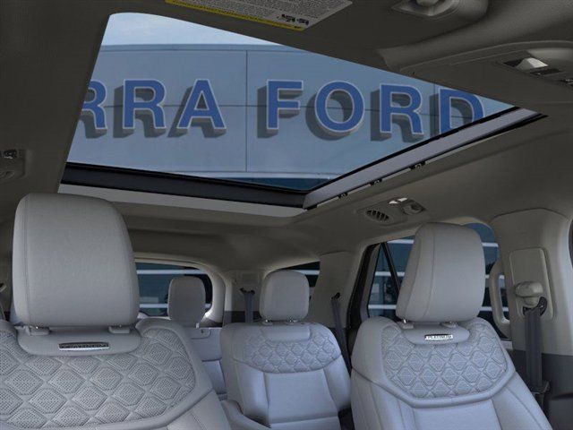 2026 Ford Explorer Platinum - Photo 21