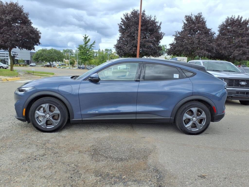 2021 Ford Mustang Mach 1 Select photo 2