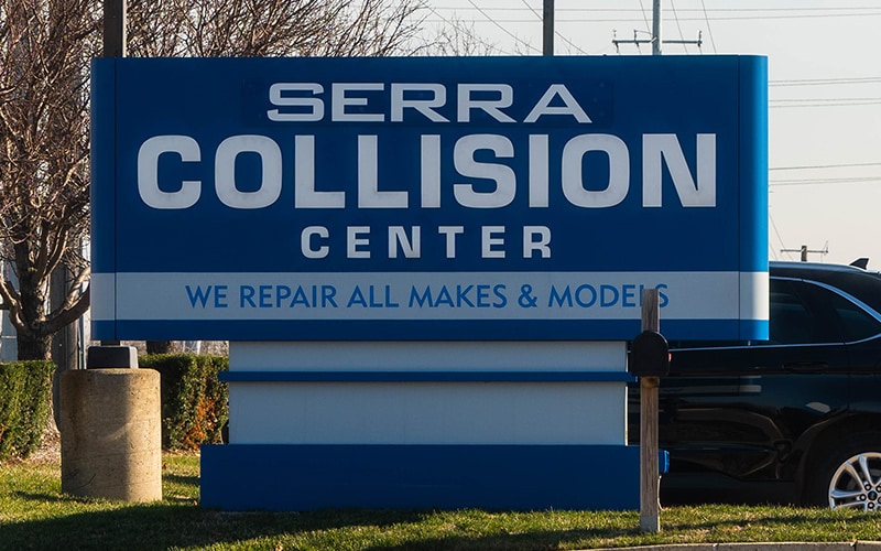 Collision Center in Farmington Hills Livonia MI Ford Dealer