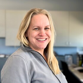 Staff member Sandy Combs from 10e8638f8602