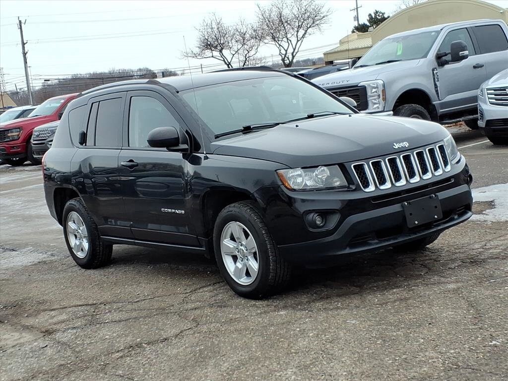 Used 2016 Jeep Compass Sport with VIN 1C4NJCBA6GD649220 for sale in Farmington Hills, MI