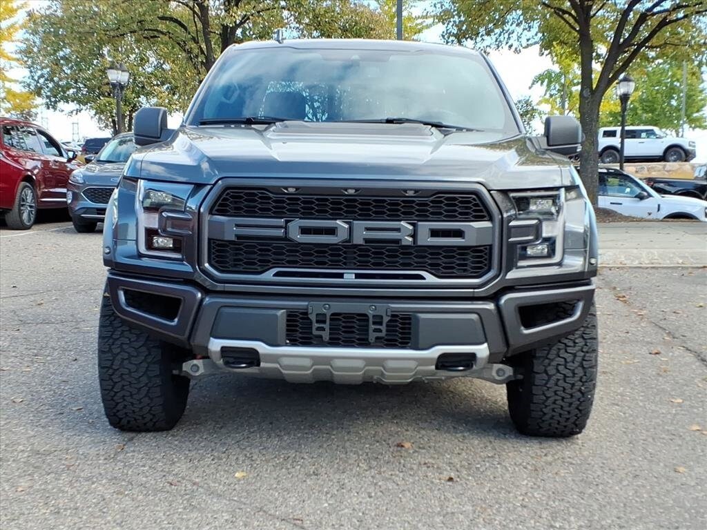 2020 Ford F-150 Raptor photo 2