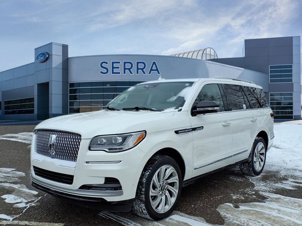 2024 Lincoln Navigator Premiere's photo