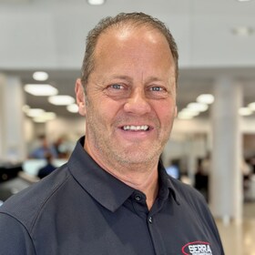 Staff member Robert Bell from ab396a1b0419