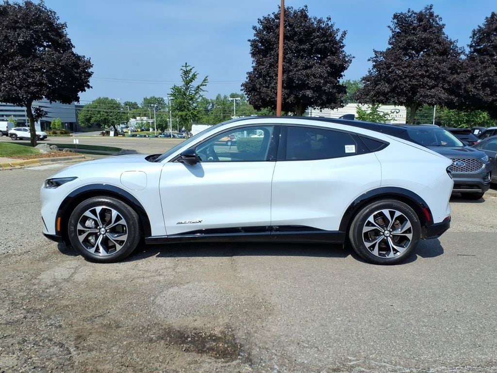 Used 2022 Ford Mustang Mach-E Premium AWD with VIN 3FMTK3SU2NMA50181 for sale in Farmington Hills, MI
