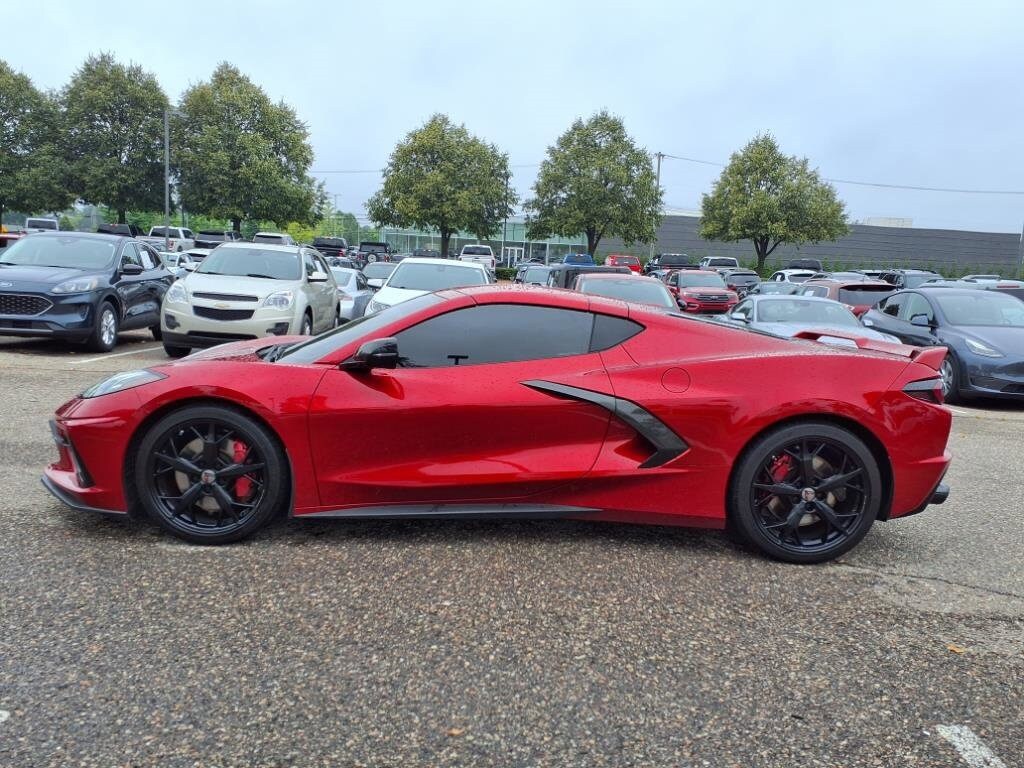 2021 Chevrolet Corvette Stingray 3LT Coupe photo 2