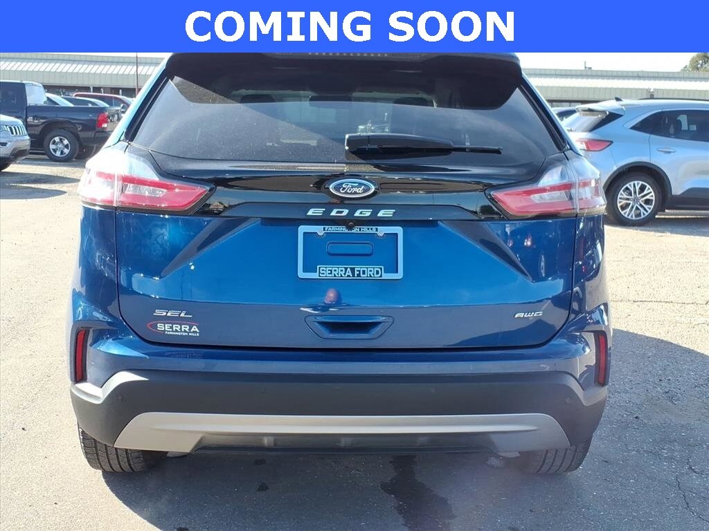 2023 Ford Edge SEL Sport photo 3