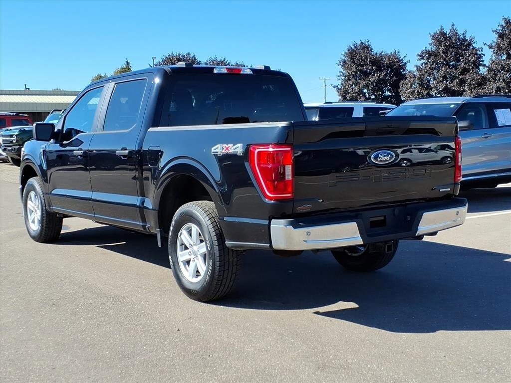 2021 Ford F-150 XLT photo 3